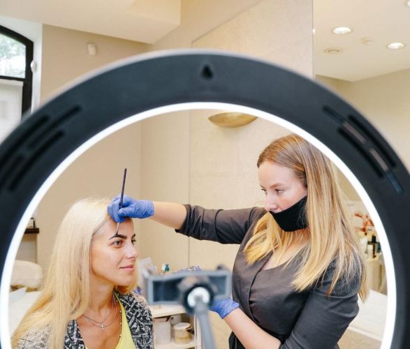 Парикмахерские услуги